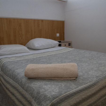 Hotel Durand Le Patio Alès Dış mekan fotoğraf