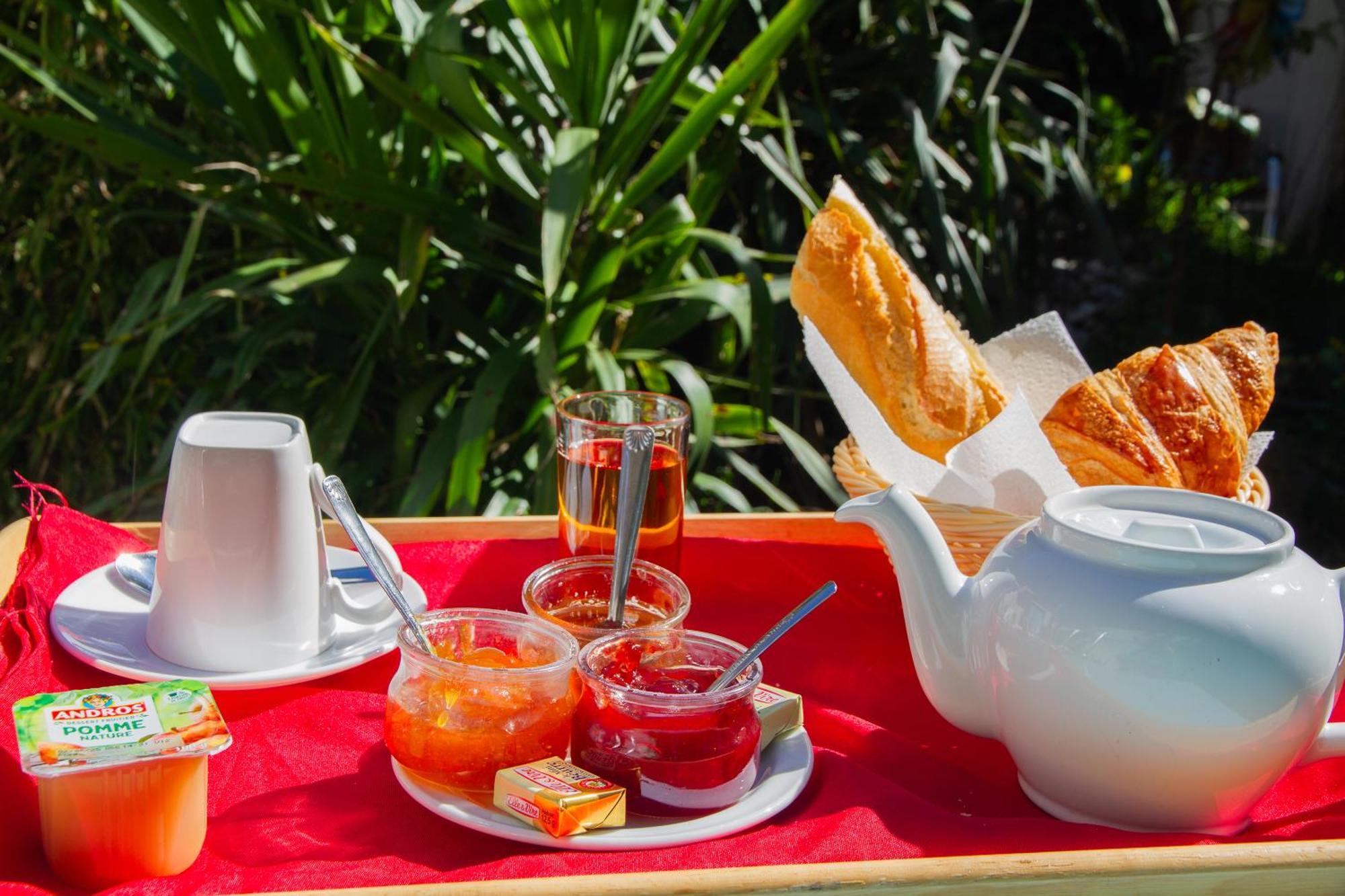 Hotel Durand Le Patio Alès Dış mekan fotoğraf